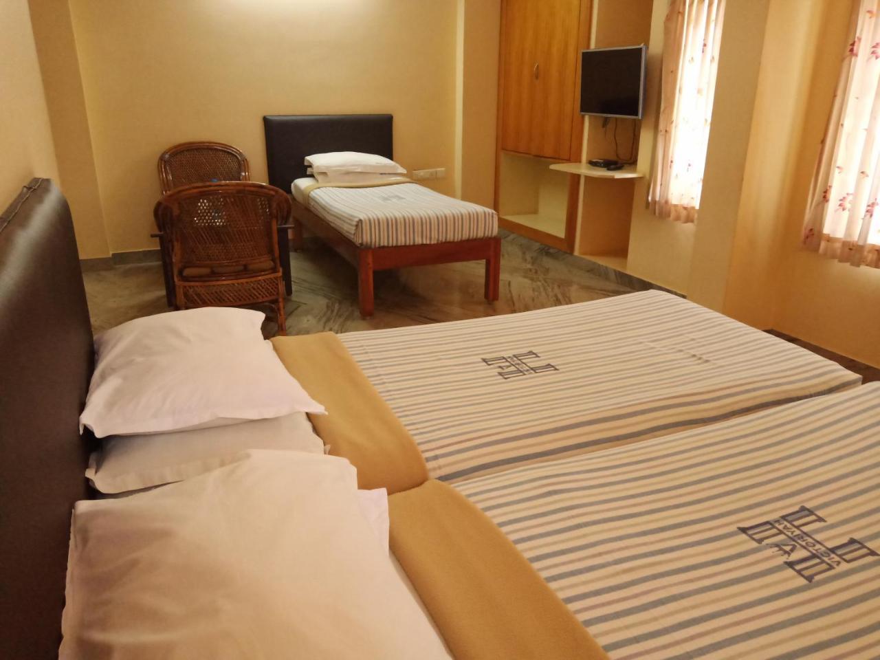 Hotel Victoriyah ثانجافور المظهر الخارجي الصورة